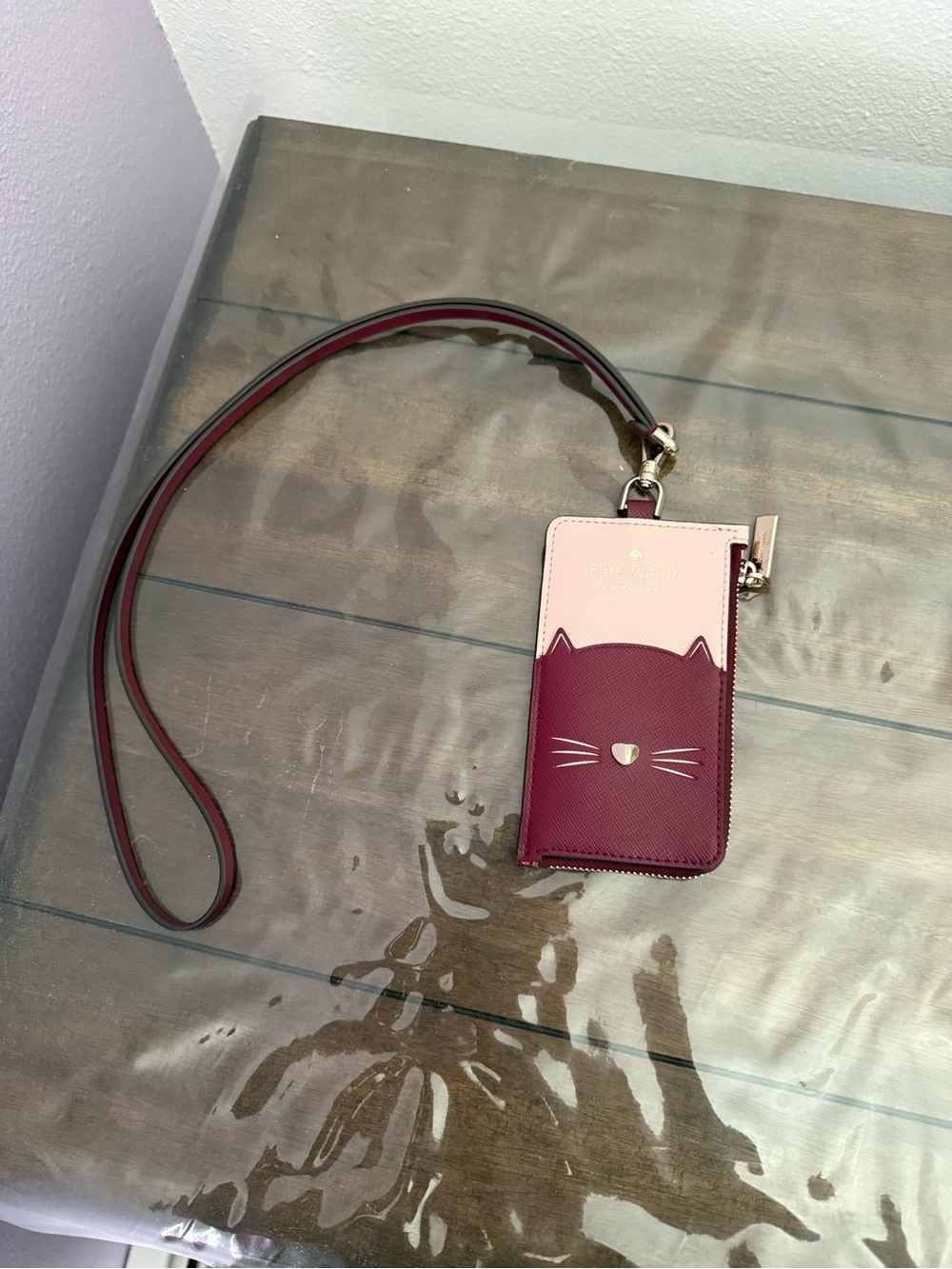 Kate Spade Cat’s Meow Cat Card Holder Wallet ID Lanyard Burgundy